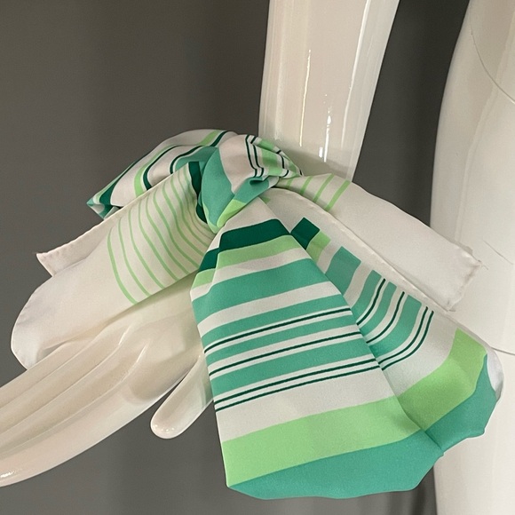 Super Cute Vintage Greens Stripes Poly Scarf 10 In by 46 Exc Condition - Picture 7 of 8
